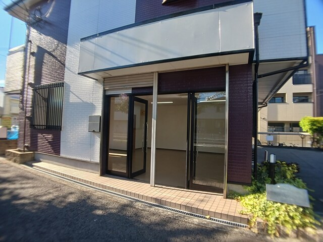 グラデュエートレジデンスのエントランス