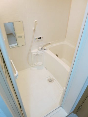 ラフィーネ上矢田の浴室|きれいなお風呂です