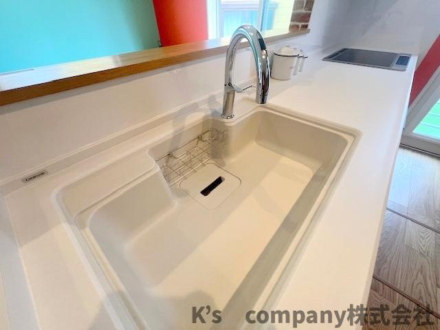 ◎茅ヶ崎市円蔵2丁目　新築戸建のキッチン|人造大理石のおしゃれなシンク☆