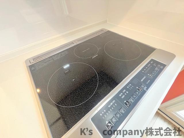 ◎茅ヶ崎市円蔵2丁目　新築戸建のキッチン|お手入れのしやすいIHクッキングヒーター☆