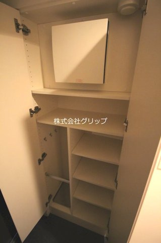 グランカーサ横濱石川町の収納