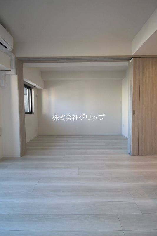 グランカーサ横濱石川町の居間・リビング