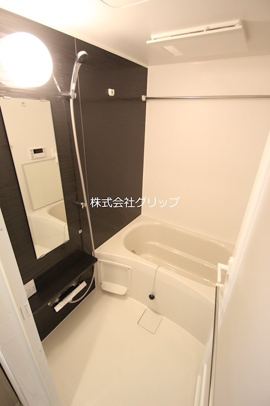 グランカーサ横濱石川町の浴室
