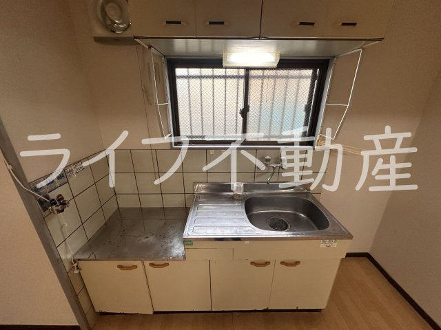 ピースハイツ長堂B棟のキッチン