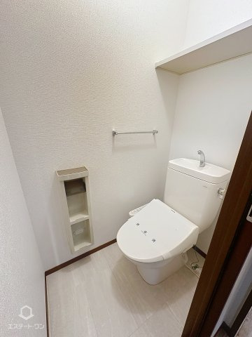 エミネンスA・Bのトイレ|ゆったりとした空間のトイレです