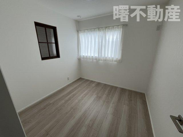 天童市大字山元346-7　中古住宅の洋室