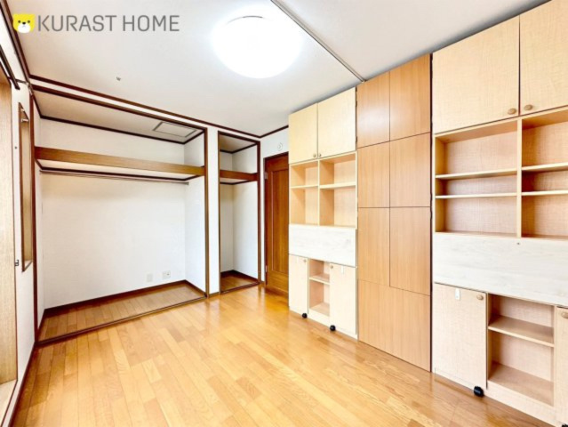 京都市西京区山田葉室町　中古戸建の洋室|2階6帖洋室