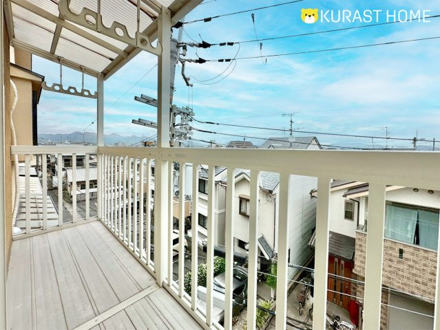 京都市西京区山田葉室町　中古戸建のバルコニー