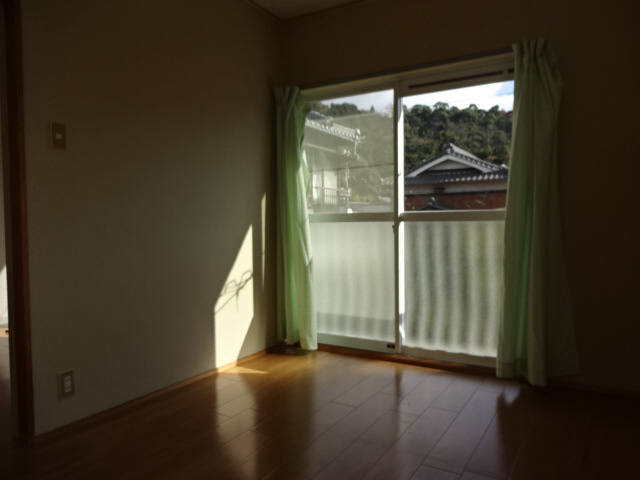 エステートピア宮ノ下Ⅱ番館の寝室