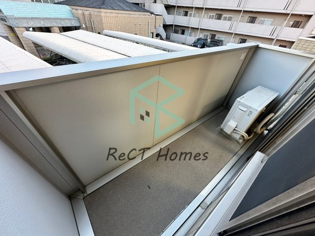 サンライズ中地のバルコニー