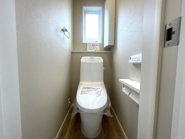 佐伯区薬師が丘二丁目　№35423のトイレ|2階ウォシュレット付きトイレ