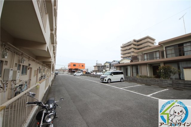 藤井マンションの駐車場