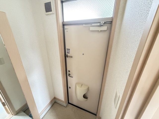 ヒルトップテラスの玄関