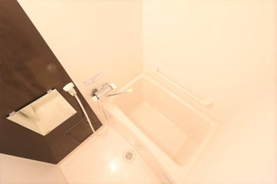 【浴室】 | クレイノアローウェアハウス