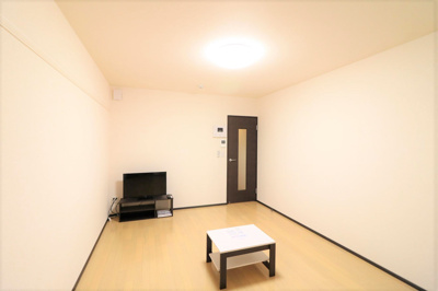 【洋室】 | クレイノアローウェアハウス