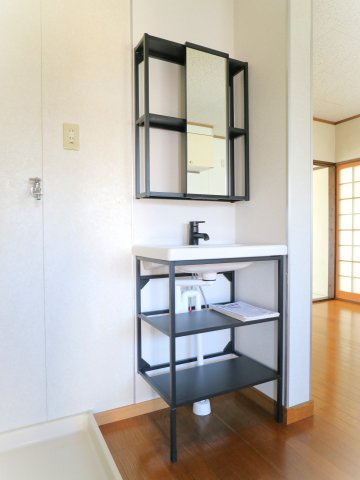 永江コーポ3の独立洗面台