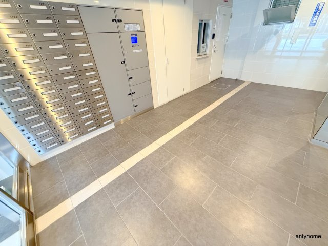 エスリード阿波座シティーウェストⅡ　仲介手数料無料のロビー