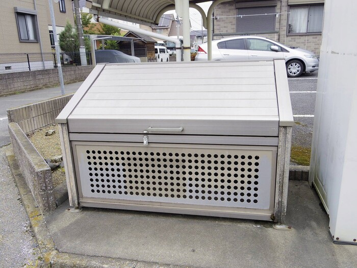 カーサ・フローラのその他共用部分|ゴミストッカー