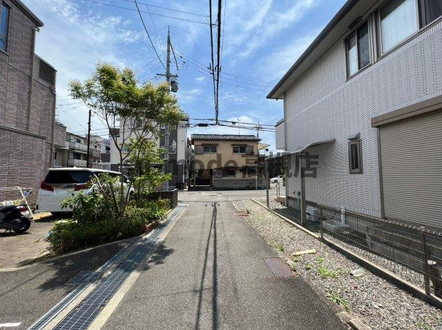 ラカーサ高槻の周辺
