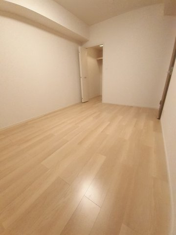 メゾン　オハナの寝室|クローゼット付の洋室です☆