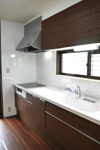 高良内町中古戸建のキッチン