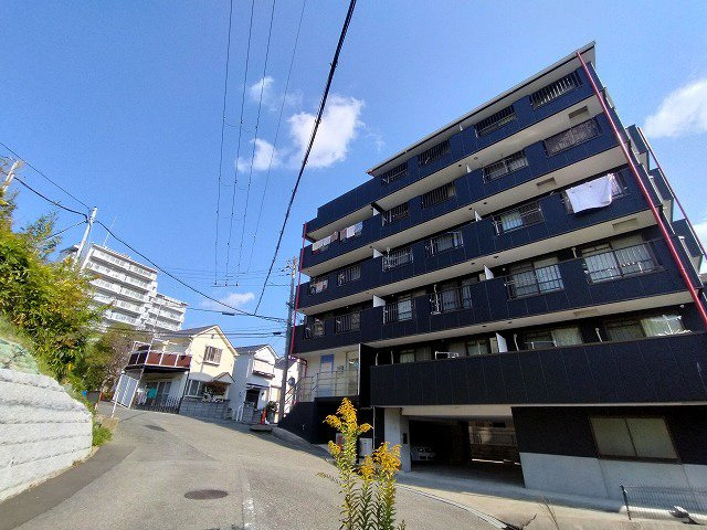 神戸市須磨区車字古川の賃貸マンションの外観