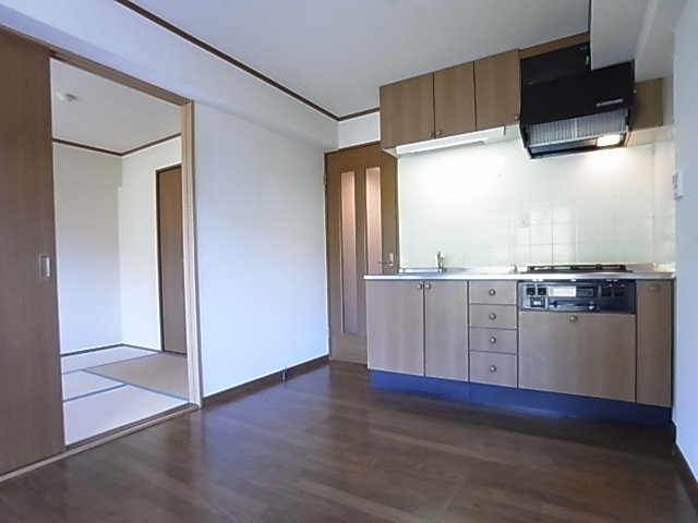 神戸市須磨区車字古川の賃貸マンション