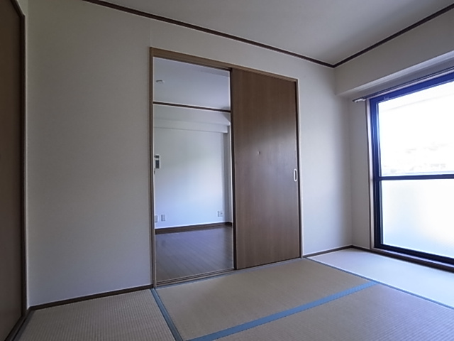 神戸市須磨区車字古川の賃貸マンション