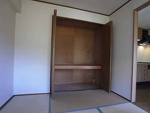 神戸市須磨区車字古川の賃貸マンションの収納|押し入れ