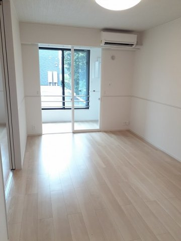 ブリーズ　ガーデン　Ⅰの居間・リビング