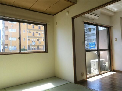 【居間・リビング】 | Tビル