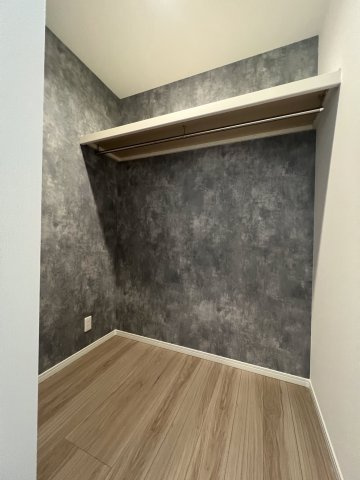 福生市福生　新築戸建全3棟の収納|洗面室にファミリークローゼット付き☆家族のものをまとめて収納して家事の時短ができます！