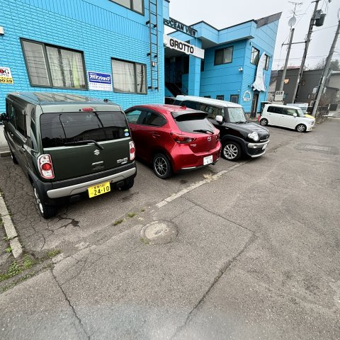 マンショングロットの駐車場