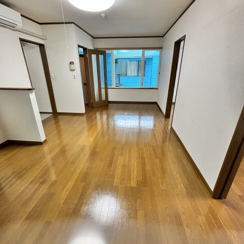 マンショングロットの居間・リビング