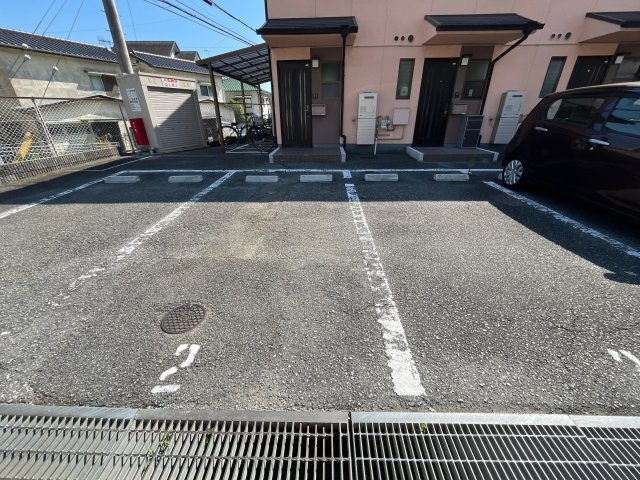 マウントビレッジ大池台の駐車場