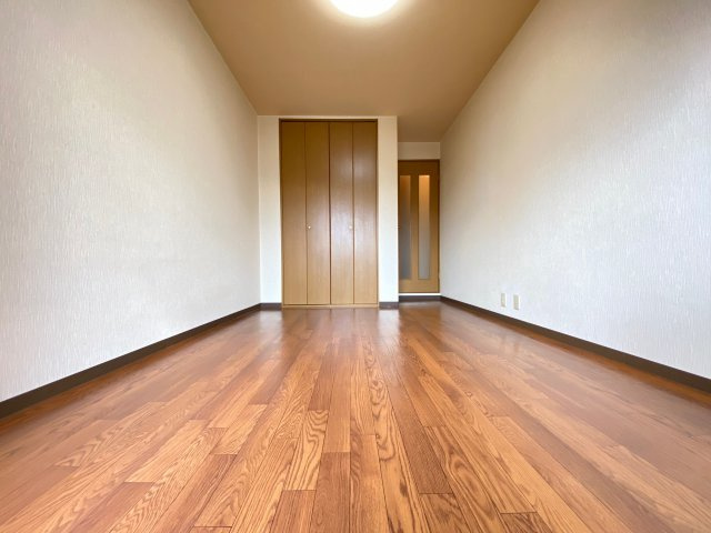 サンハイツ幸の寝室