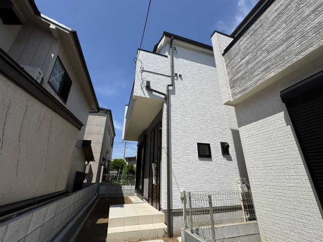 松戸市稔台１丁目新築戸建【稔台小学校：6分】の外観|C号棟外観・完成済み内覧可能です！