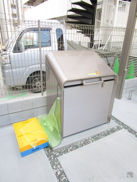 カーサビアンカのその他共用部分|ゴミストッカー
