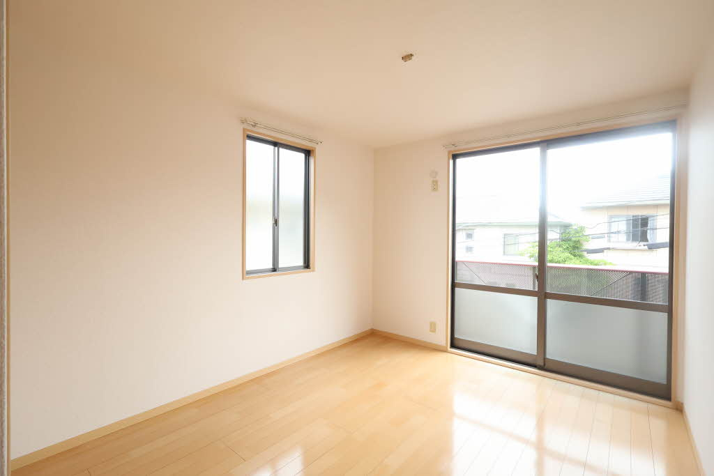 ファミール高須の居間・リビング