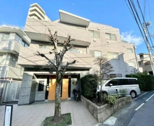 ルピナス高田馬場アーバンコートの外観