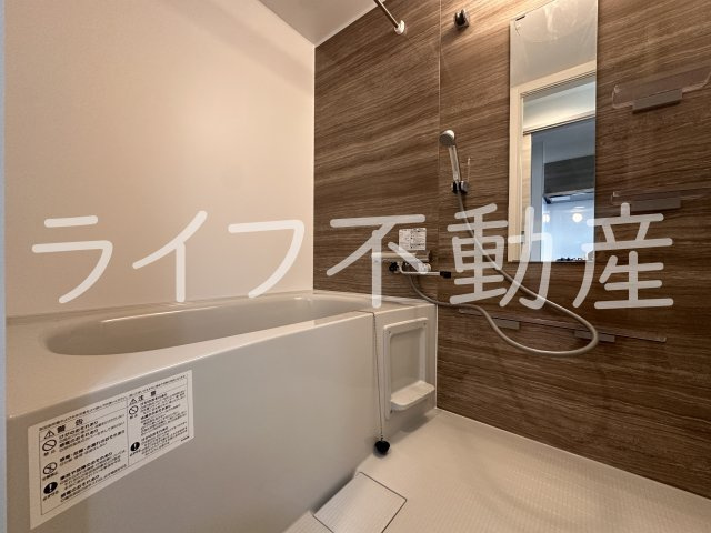 KTIレジデンス若江岩田の浴室|日々の疲れを癒すお風呂付です