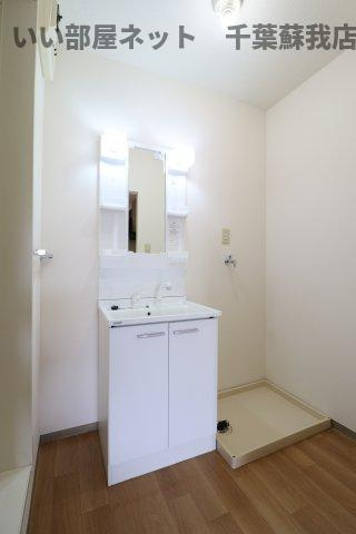 アルカディアⅡの洗面所|朝の身支度に欠かせない独立洗面台♪