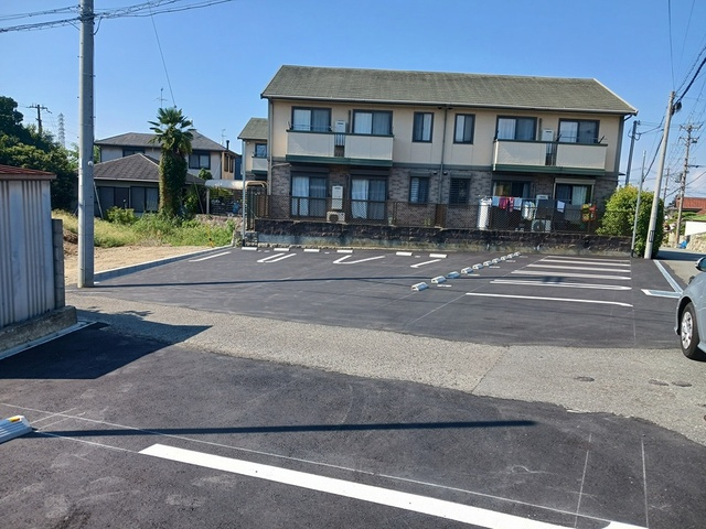 ビーナスベルトの駐車場