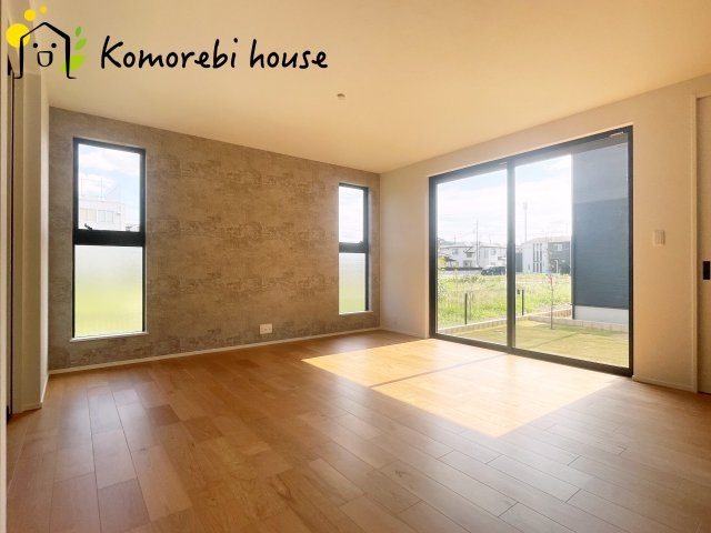 鴻巣市宮前　新築一戸建て　セレクト花水木　A号棟の居間・リビング|使いやすい居間です