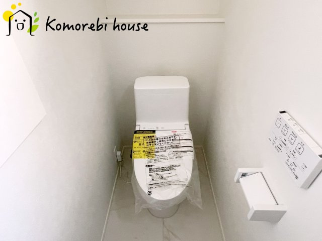 鴻巣市宮前　新築一戸建て　セレクト花水木　A号棟のトイレ|落ち着いたトイレです