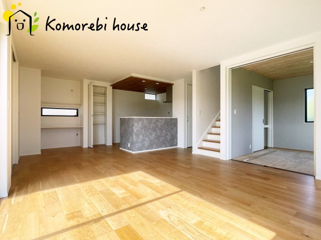 鴻巣市宮前　新築一戸建て　セレクト花水木　A号棟の居間・リビング|居間です