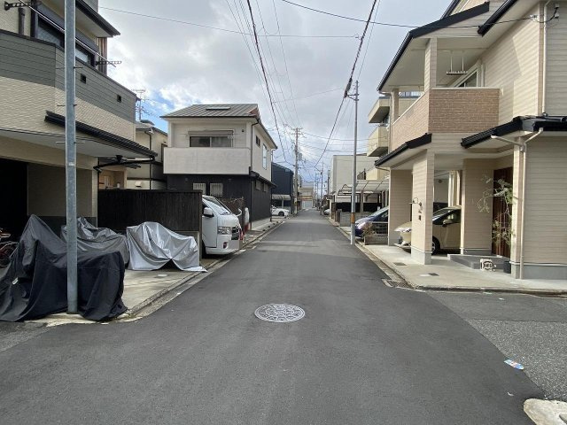 上京区利生町 中古戸建の前面道路含む現地写真