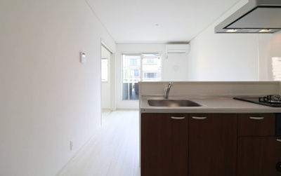 【内装】 | LOTUS長谷