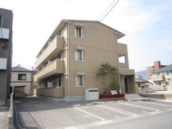 オンリーワン古新開の外観