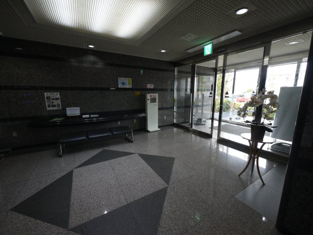 ストーンフィールドビル【事務所テナント】のエントランス|毎日通るエントランスはこのようになっています